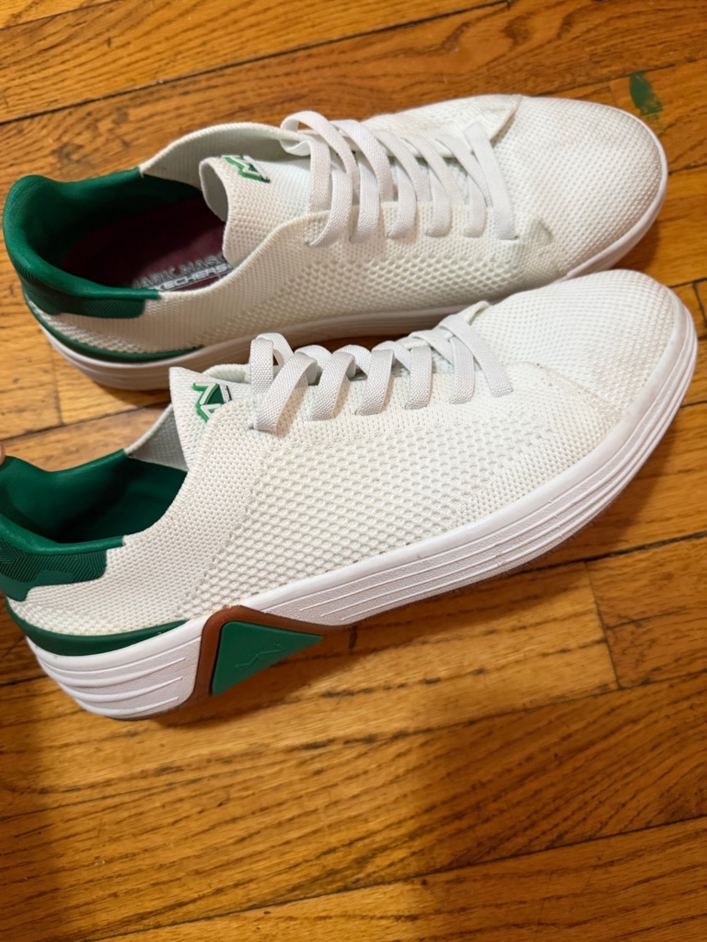 Mark Nason Skechers White Knit Sneakers with Green Heel Accents Women 9 - Picture 3 of 6